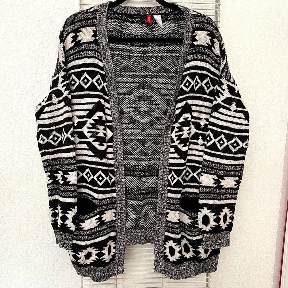 H&M Divided Tribal Print Knit Open Cardigan Sweate